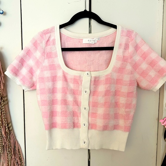 Tops - Astr the label sweater top